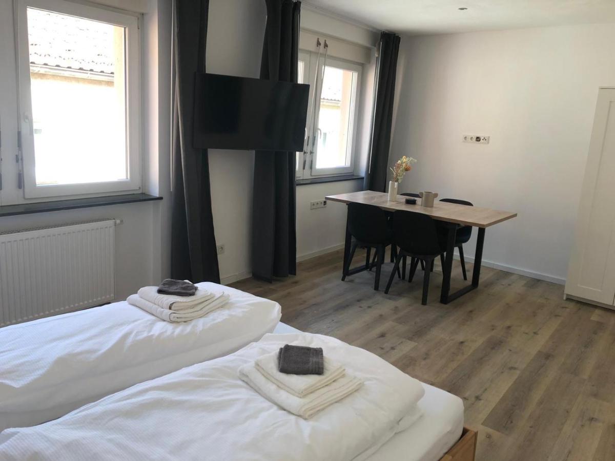 Zentrale Innenstadt-Wohnung เวิร์ซบวร์ก ภายนอก รูปภาพ